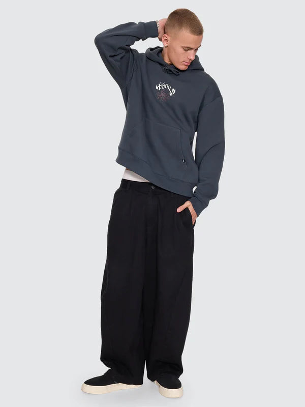 STAGGER SLOUCH PULL ON CROPPED HOOD
