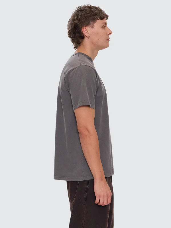 THRILLS WORKWEAR EMBRO MERCH FIT TEE