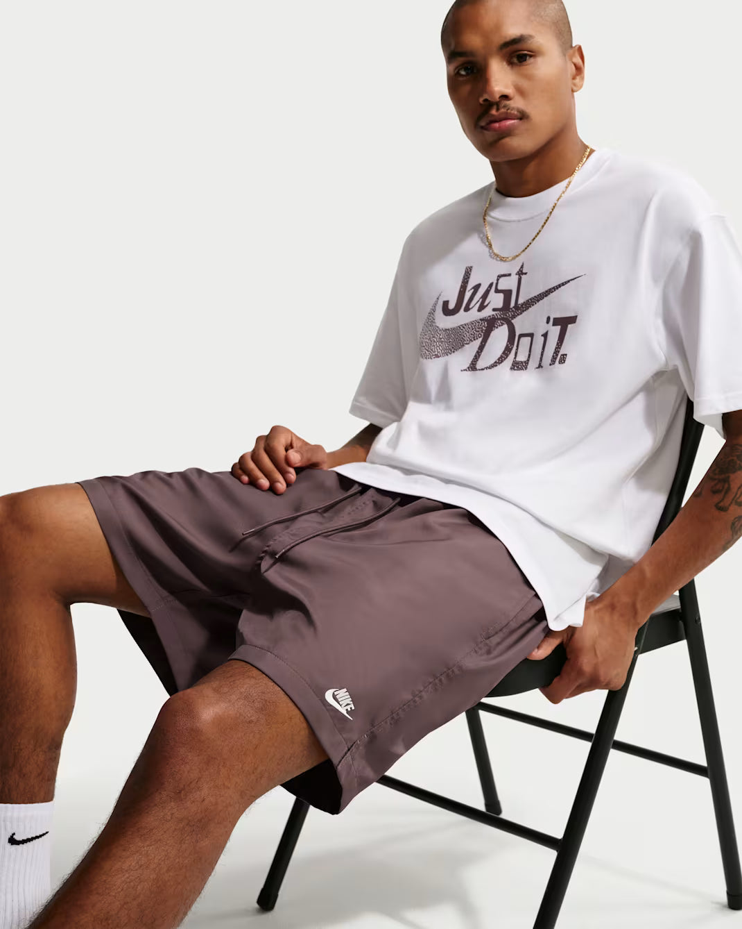 NIKE SPORTSWEAR JUST DO IT T-SHIRT