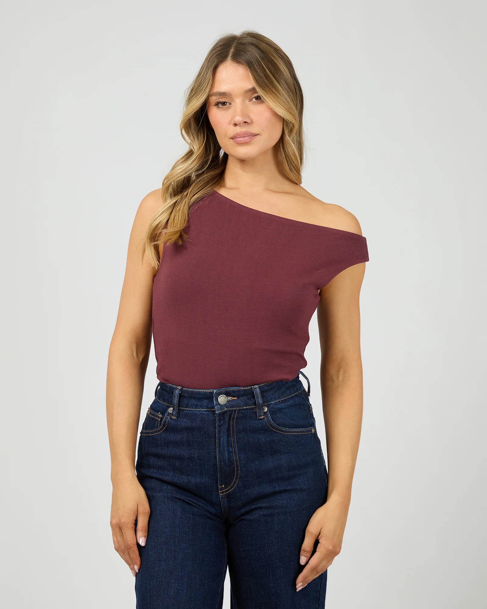 KYLIE OFF SHOULDER TOP