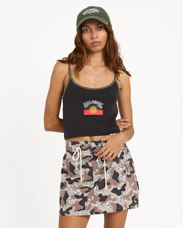 OTIS FLAG TANK BLACK WOMENS SINGLET TOP OTIS CAREY X BILLABONG ABORIGINAL FLAG GREEN CROPPED 