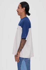 BLENDER OVERSIZE PANEL TEE