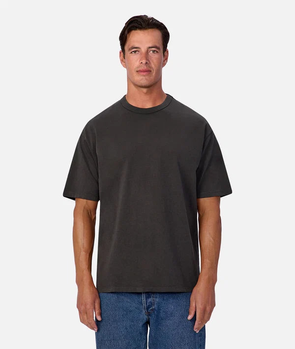 black short sleeve tshirt