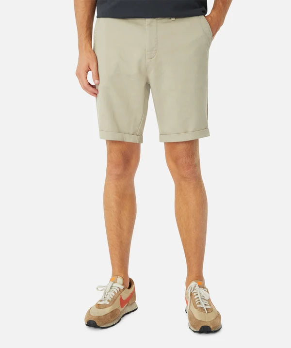 industrie drifter short in stone colour