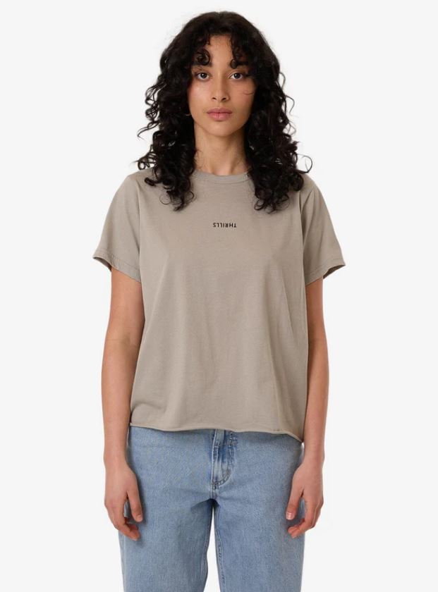 MINIMAL THRILLS RELAXED TEE