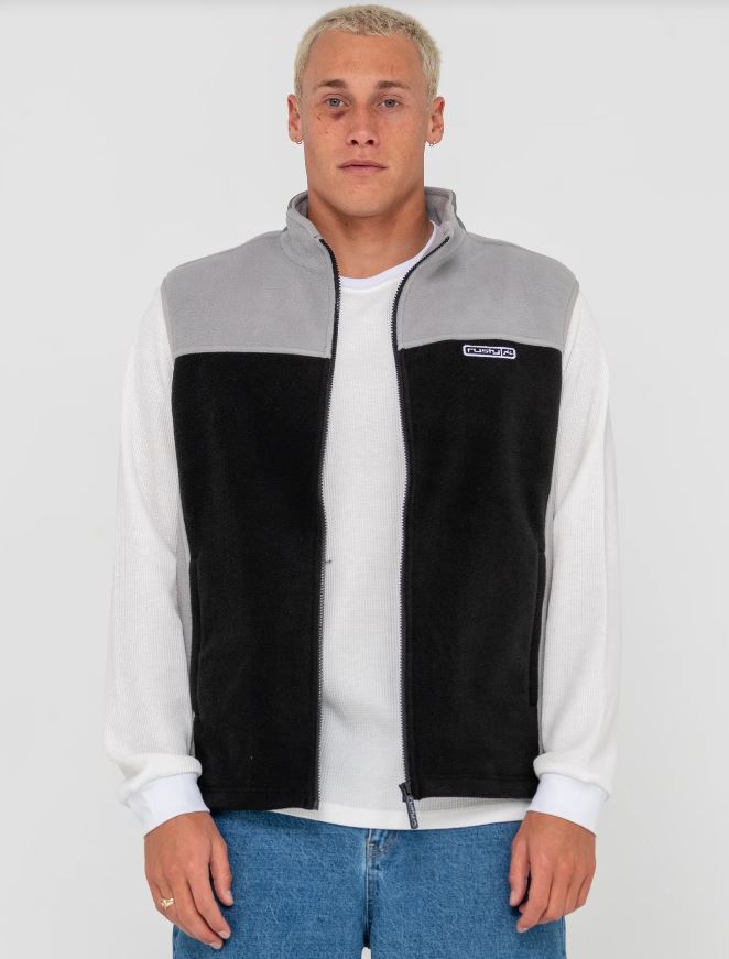 ON THE RUN TECH FLEECE VEST