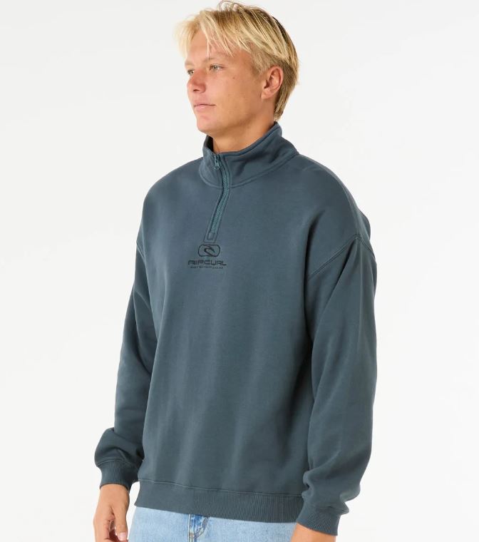 PILL ICON 1/4 ZIP CREW