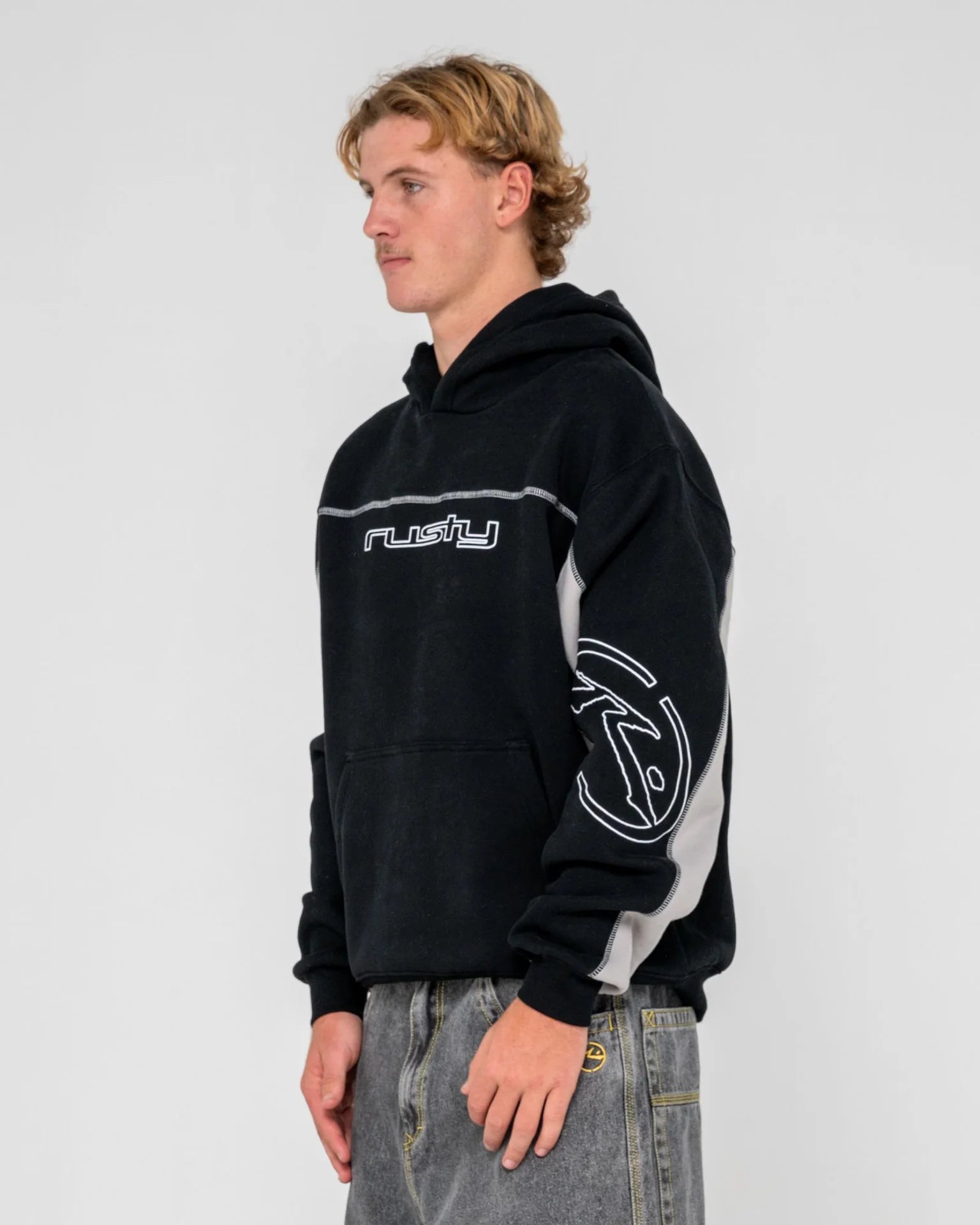 TITAN HOODED FLEECE