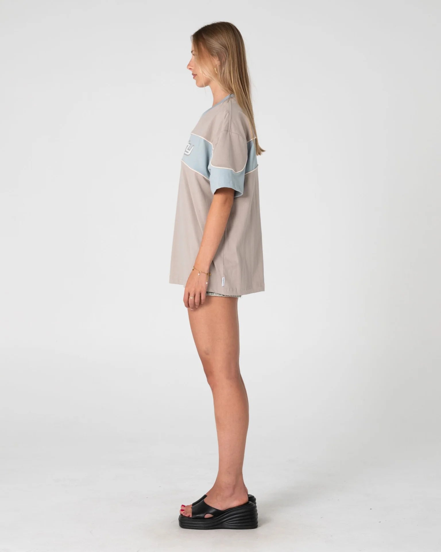 KINETIC OVERSIZE TEE