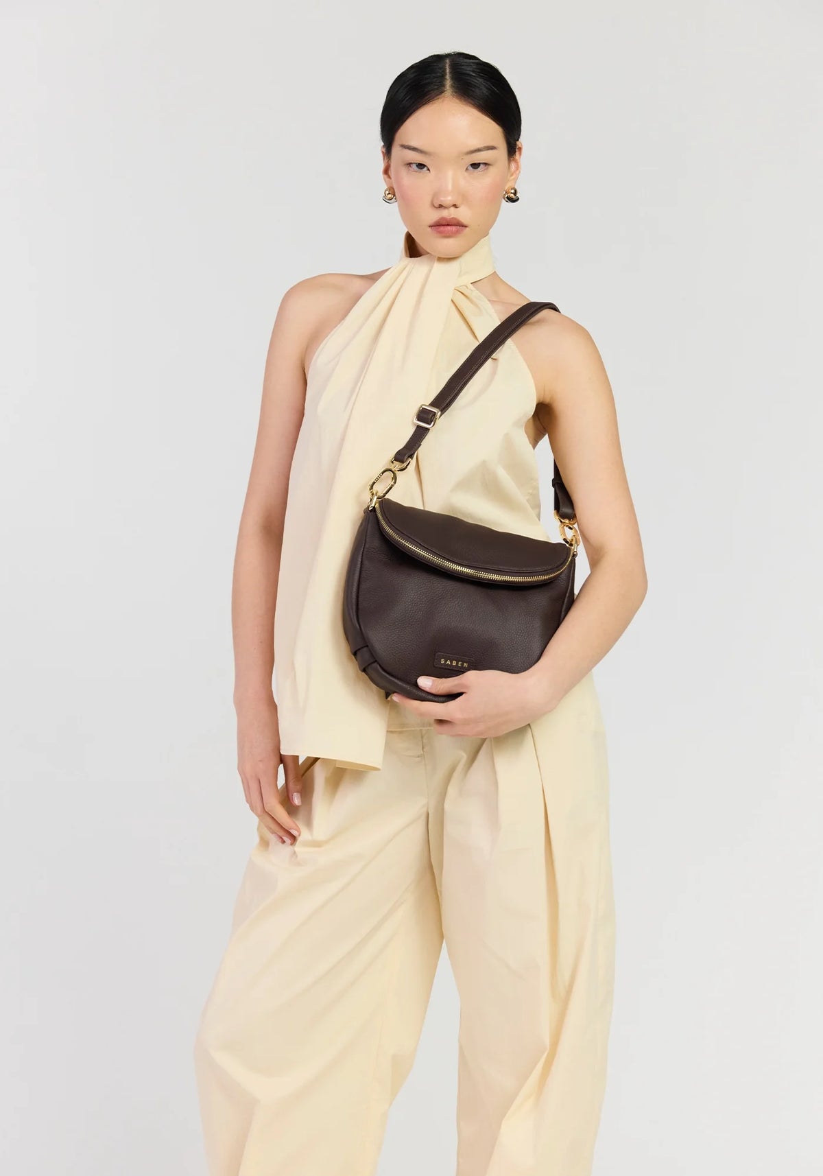 saben wifi crossbody handbag chocolate cocao
