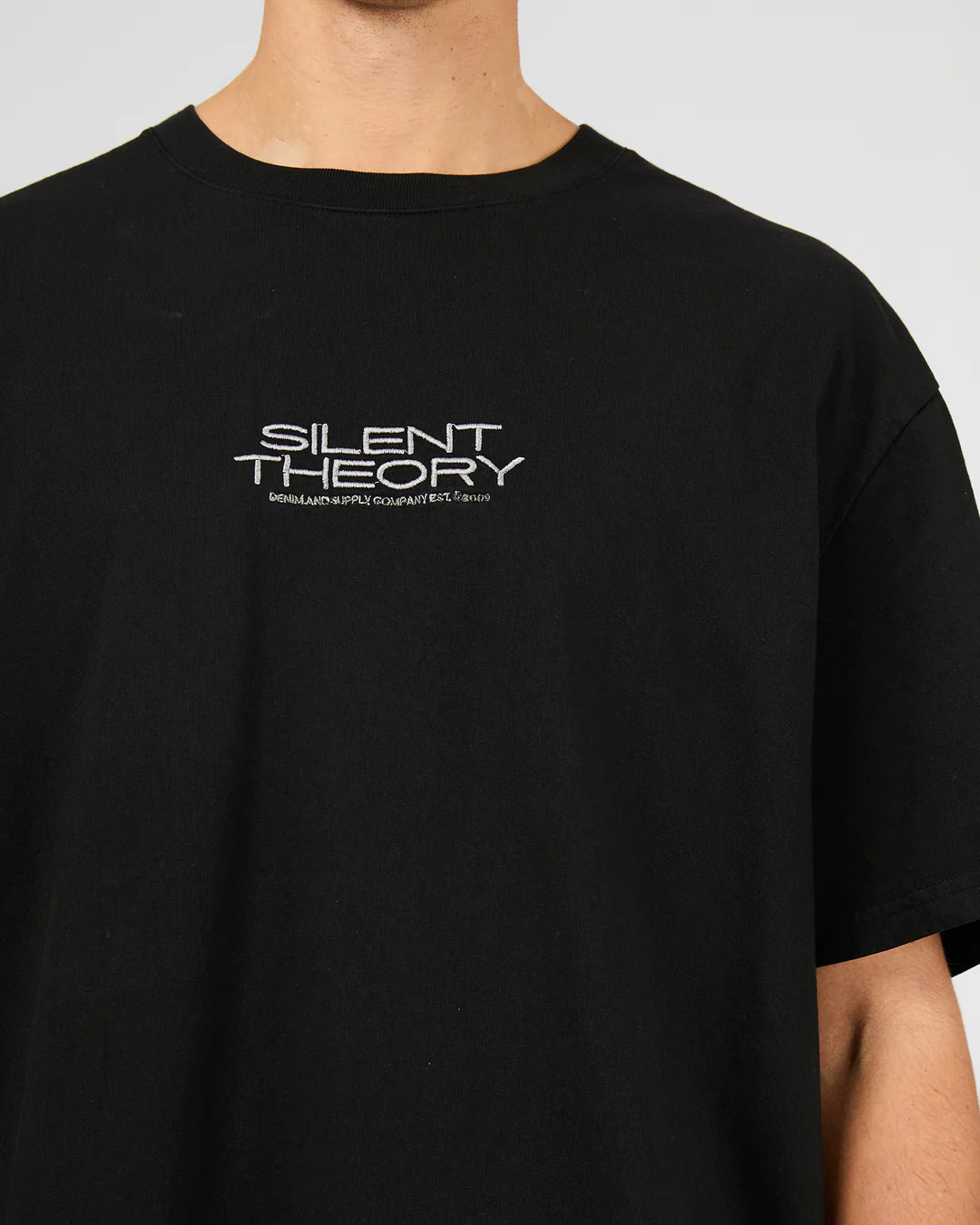 CORE TEE
