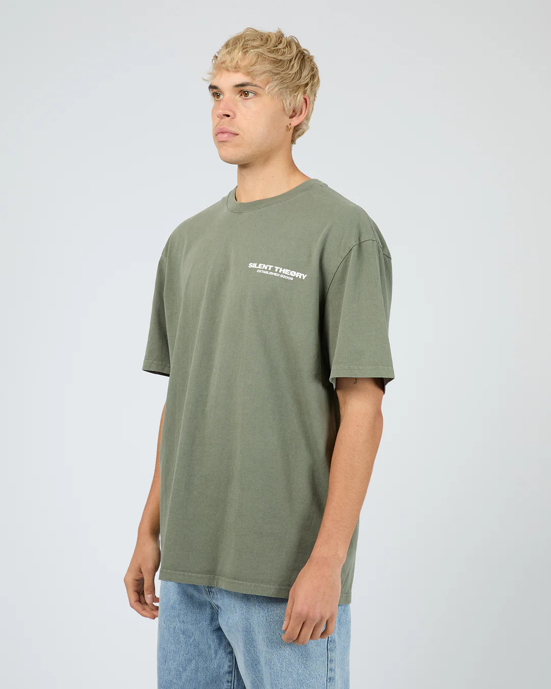ESSENTIAL THEORY TEE