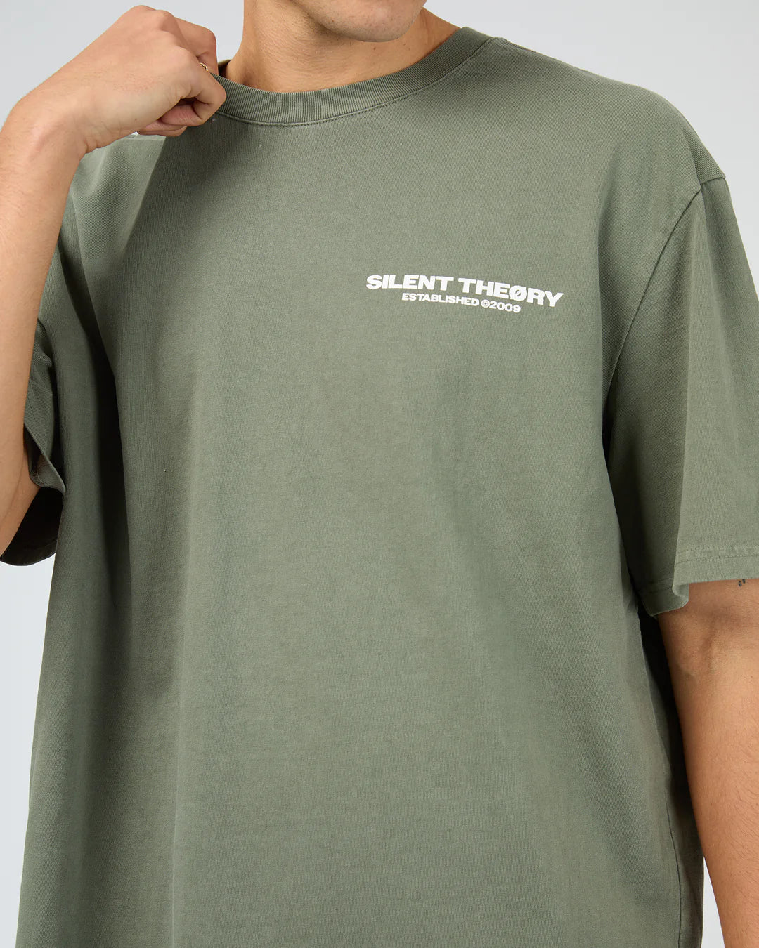 ESSENTIAL THEORY TEE