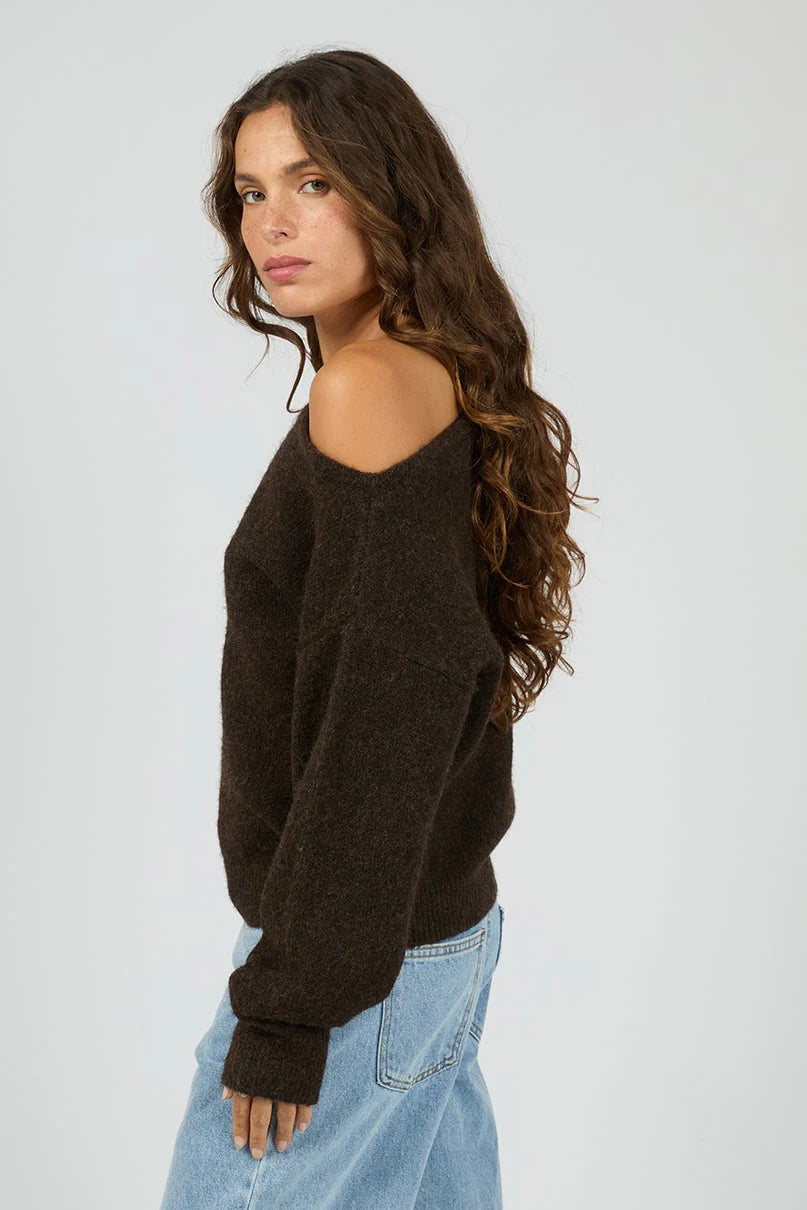 OFF SHOULDER KNIT JUMPER
